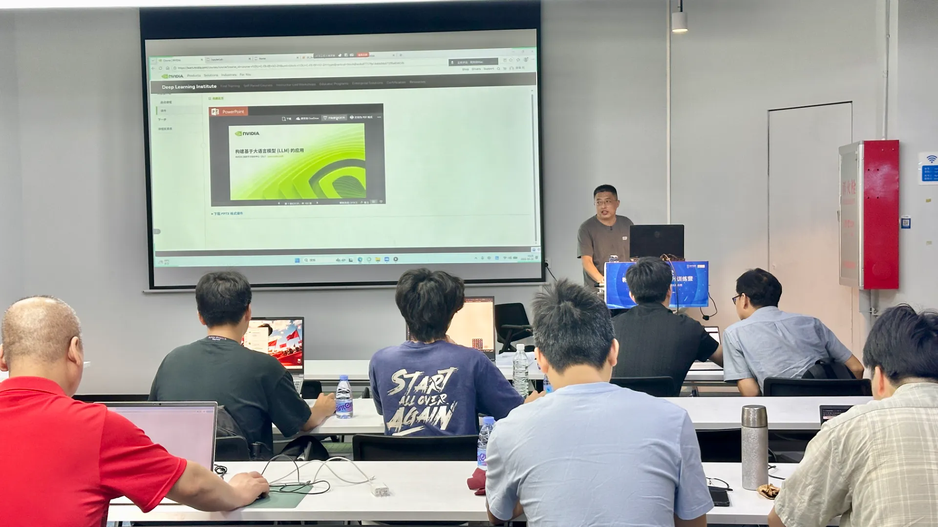 构建基于大语言模型的应用