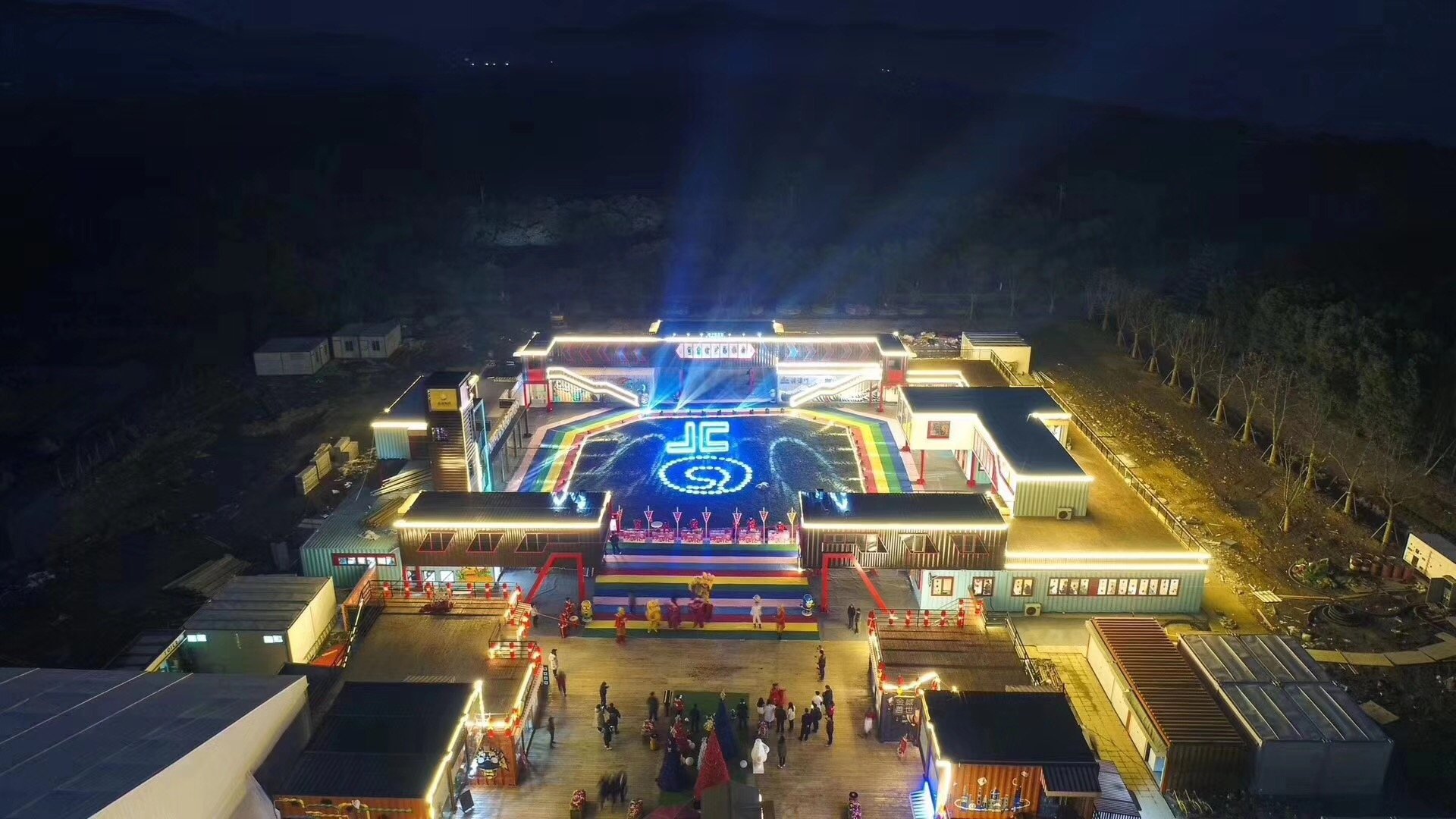 Container tourism market project