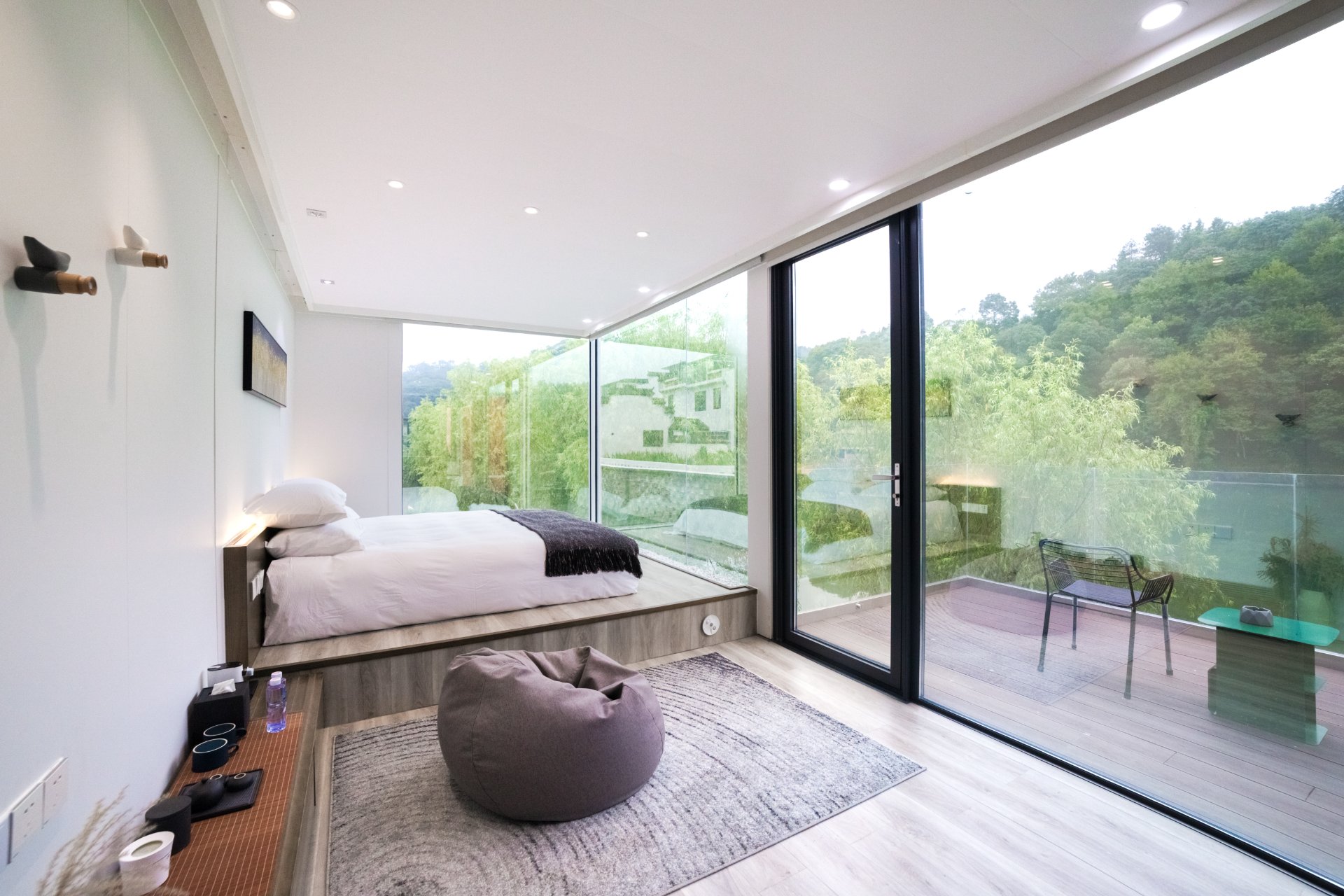 China Container Homestay Project