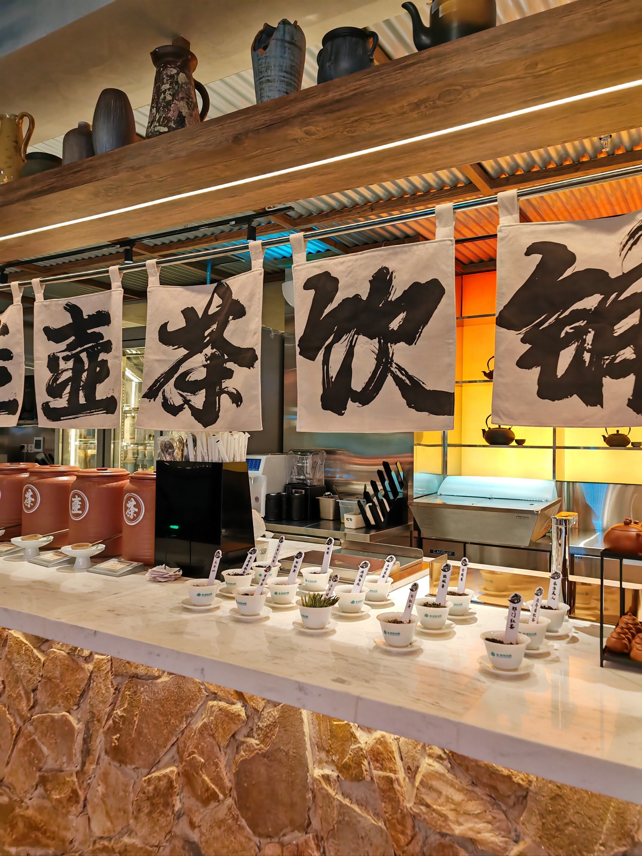 壶·茶馆火锅·白茶24h(三里屯概念店)环境