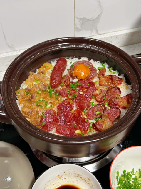 腊味煲仔饭